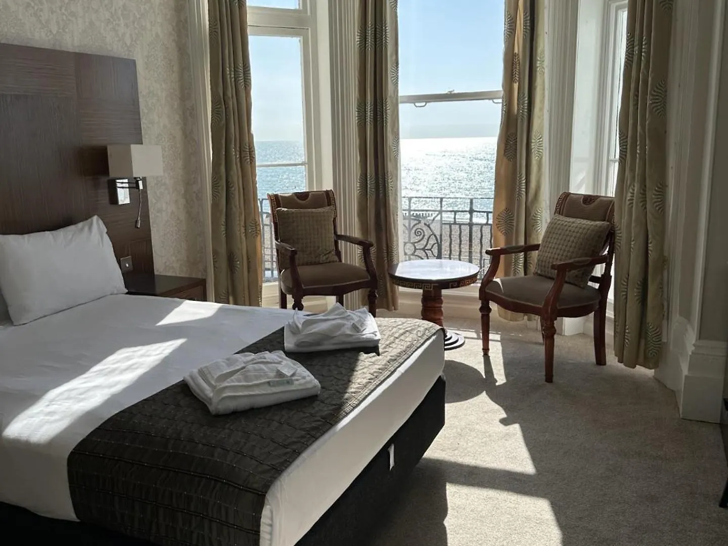 6 Smart Budget Hotels In Eastbourne City Centre Worth Booking