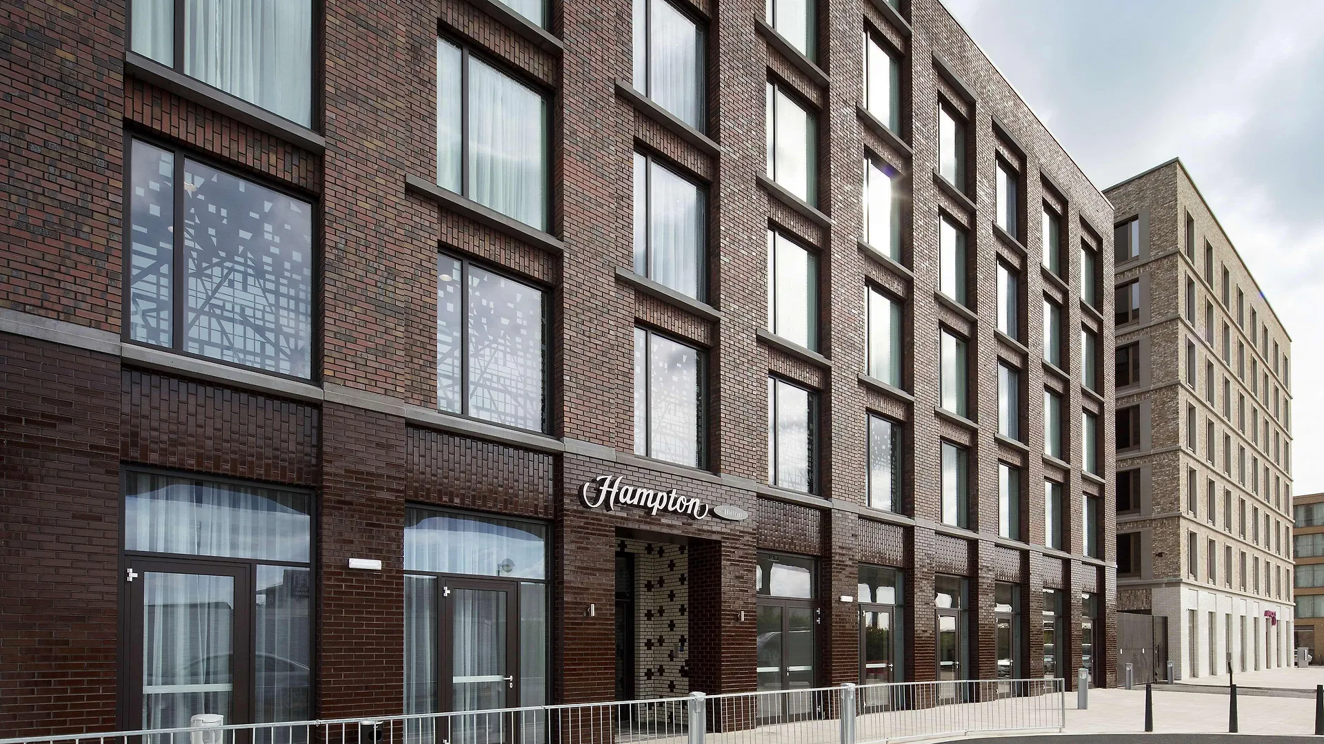 5 Smart Business Hotels In Newham Worth Booking