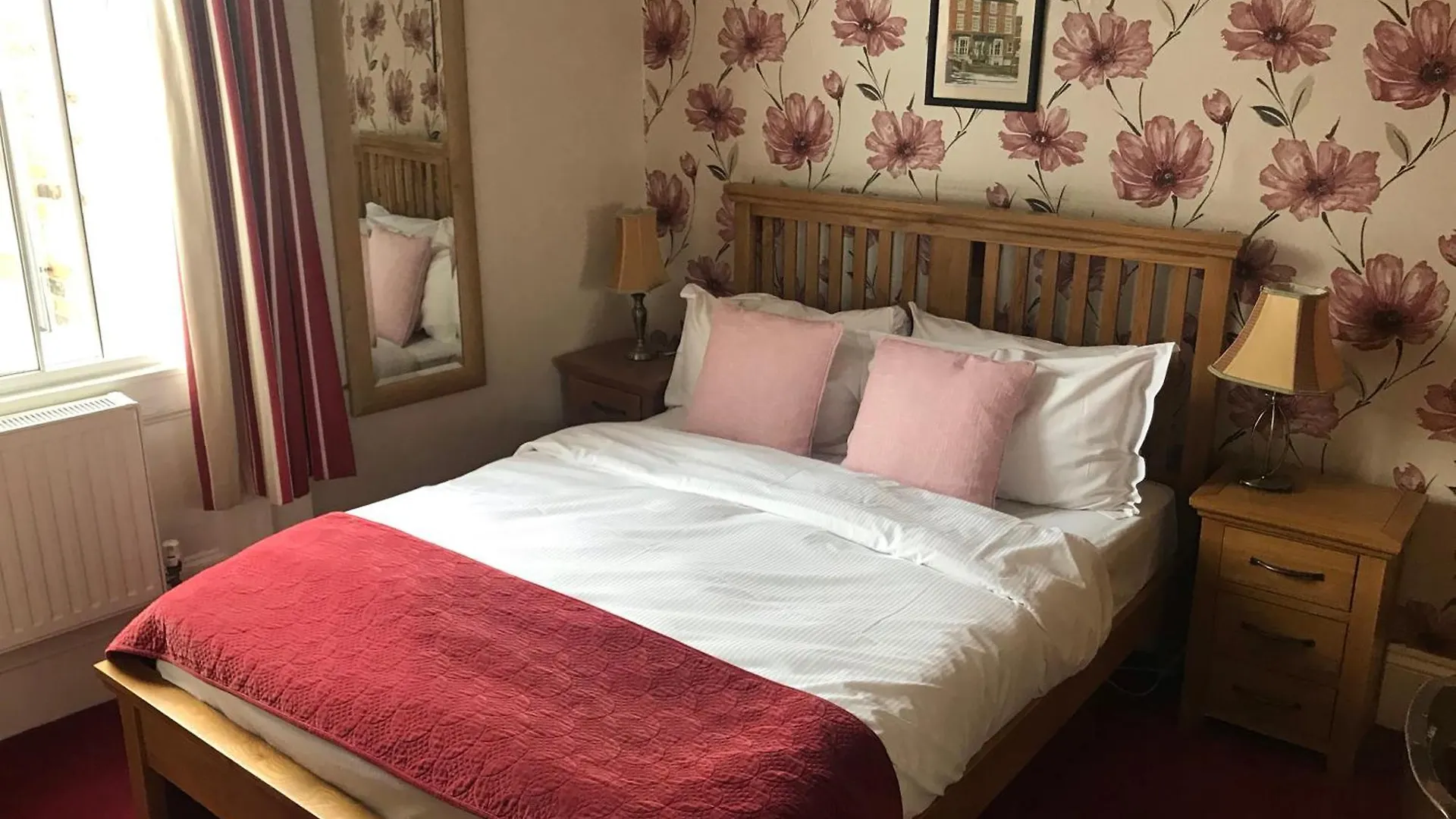 8 Central York Hotels Close to York Castle Museum