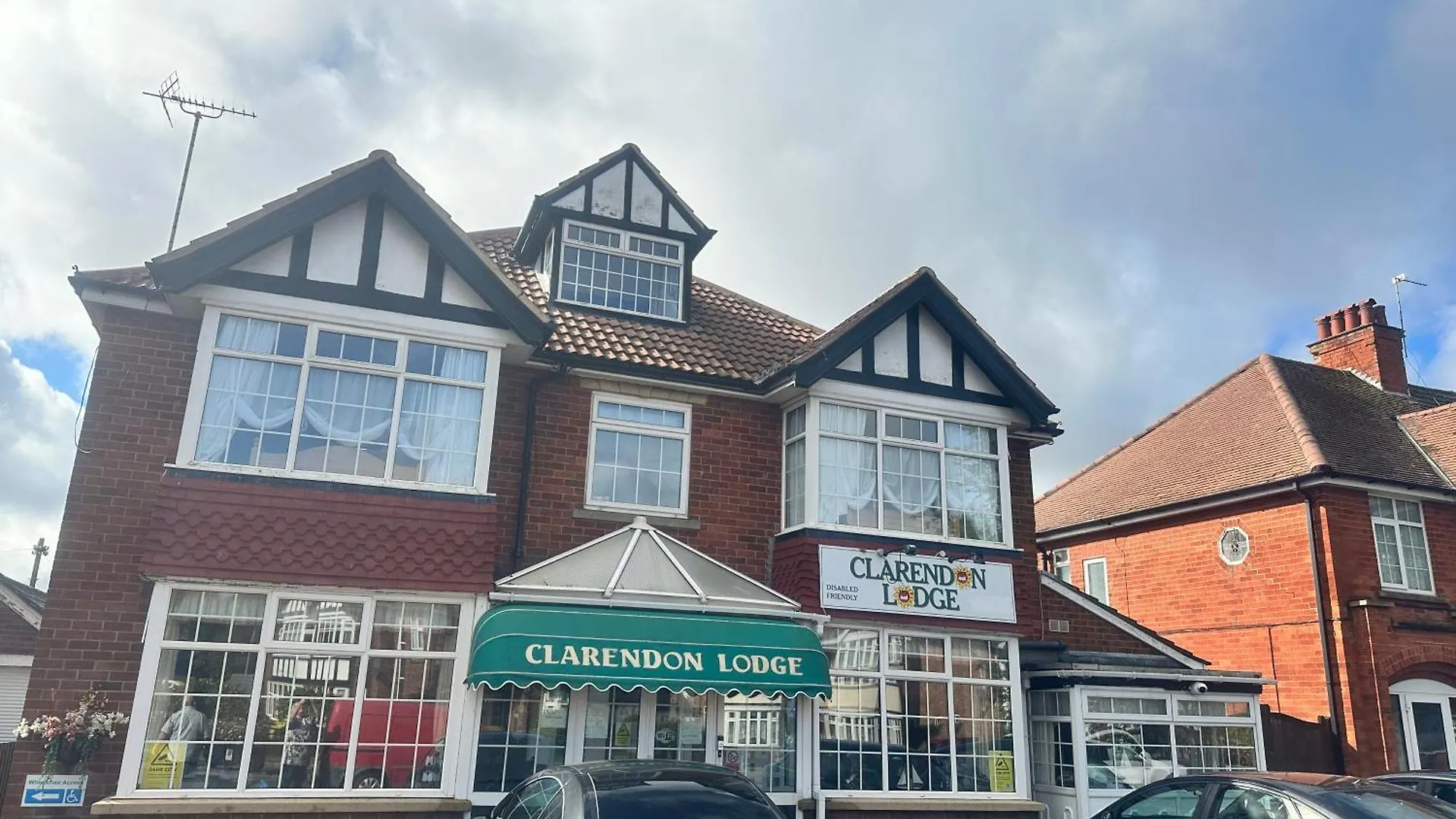 5 Central Hotels Near Tower Gardens Skegness Worth Booking
