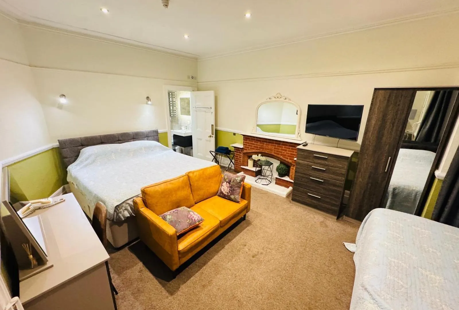 Where to Stay Near Crystal Palace Park: 4 Hotels Reviewed