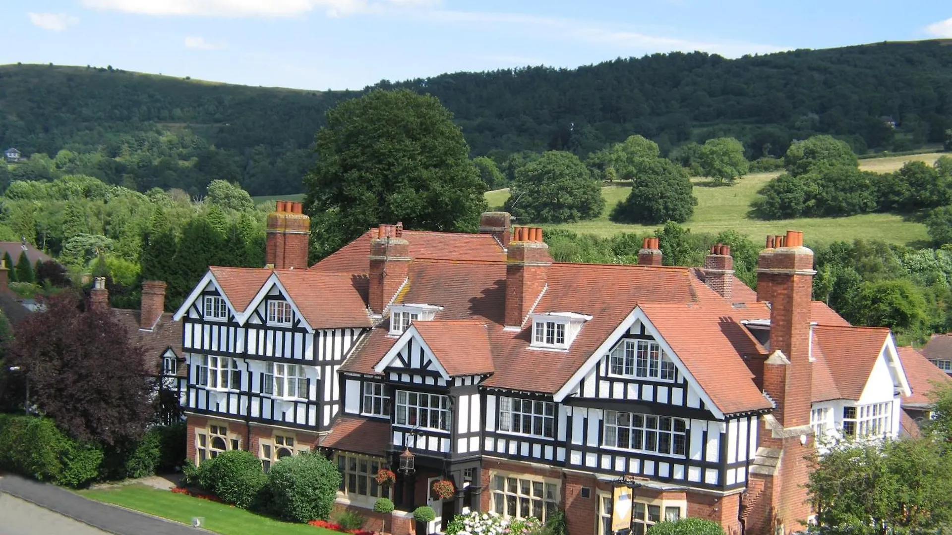 Staying Near Herefordshire Beacon: 4 Hotels Compared