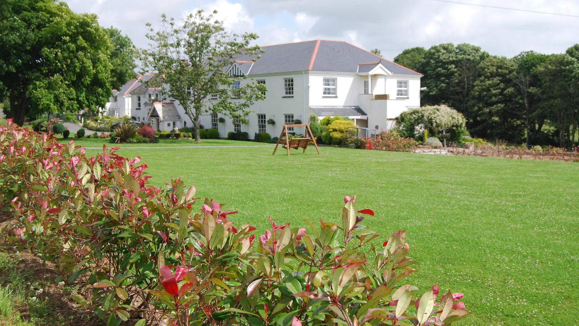 4 Couple-Friendly Hotels Near Pembroke Castle Trust Worth Booking