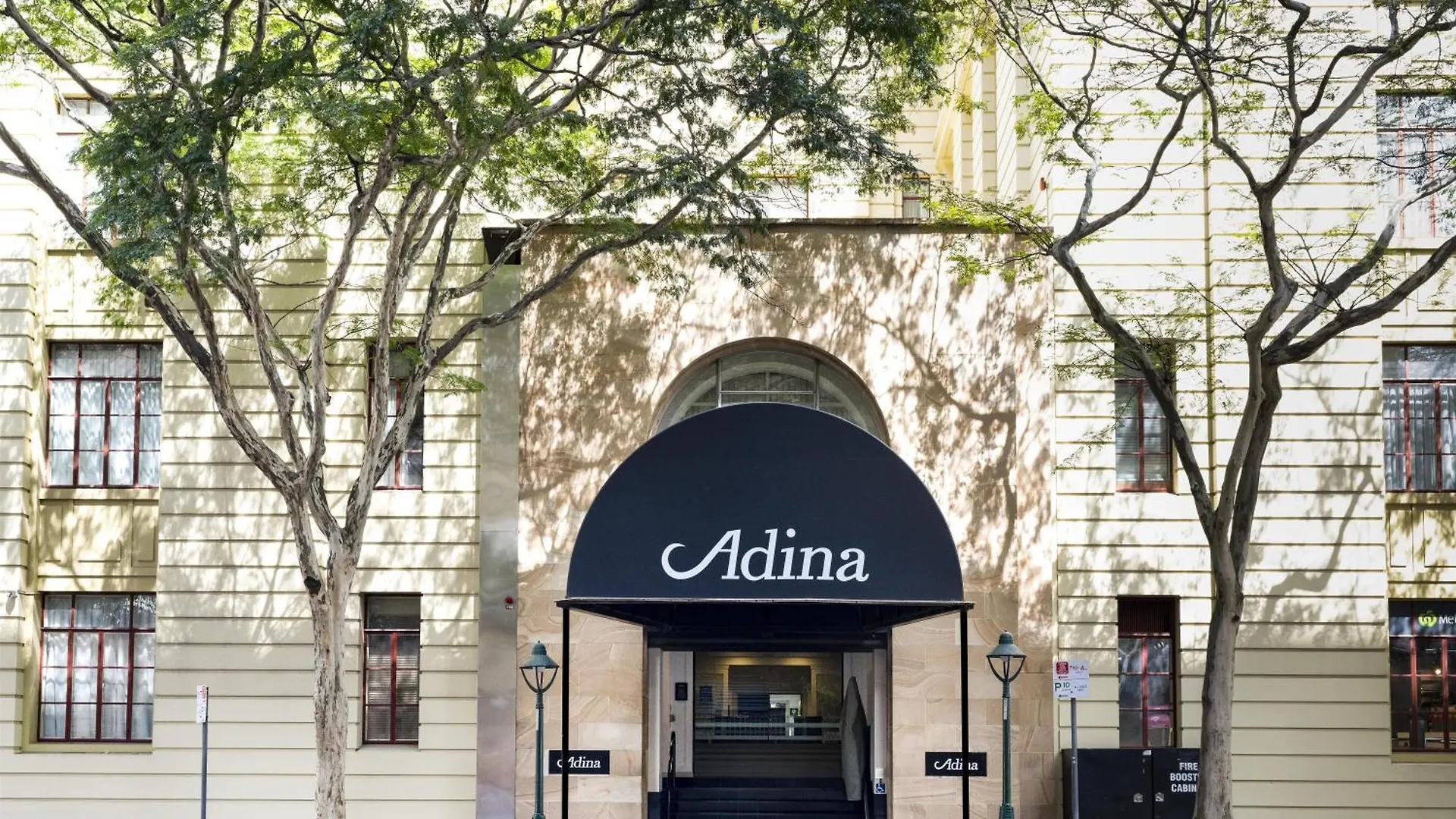 5 Central Brisbane Hotels Near Judith Wright Centre Worth Booking