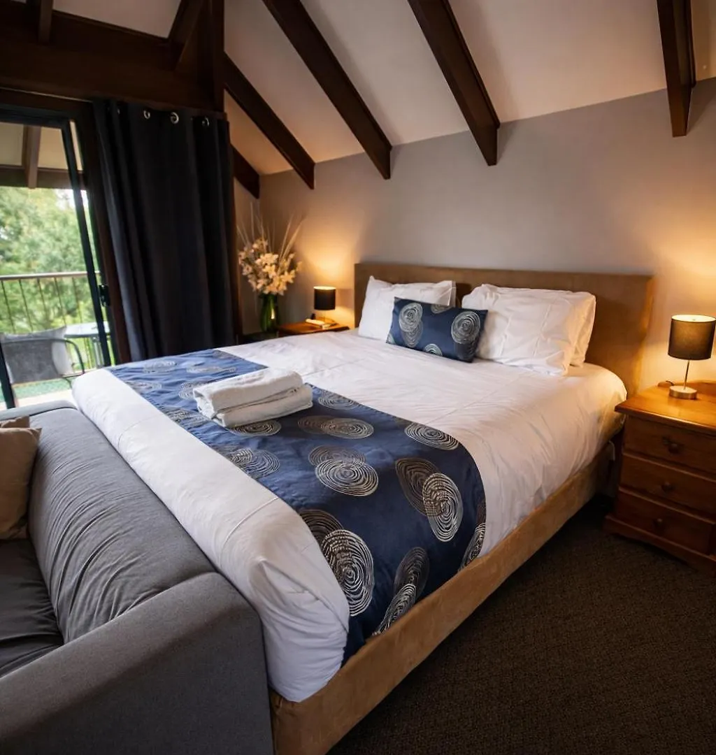 4 Couple Hotels Near The Lane Vineyard Worth Booking