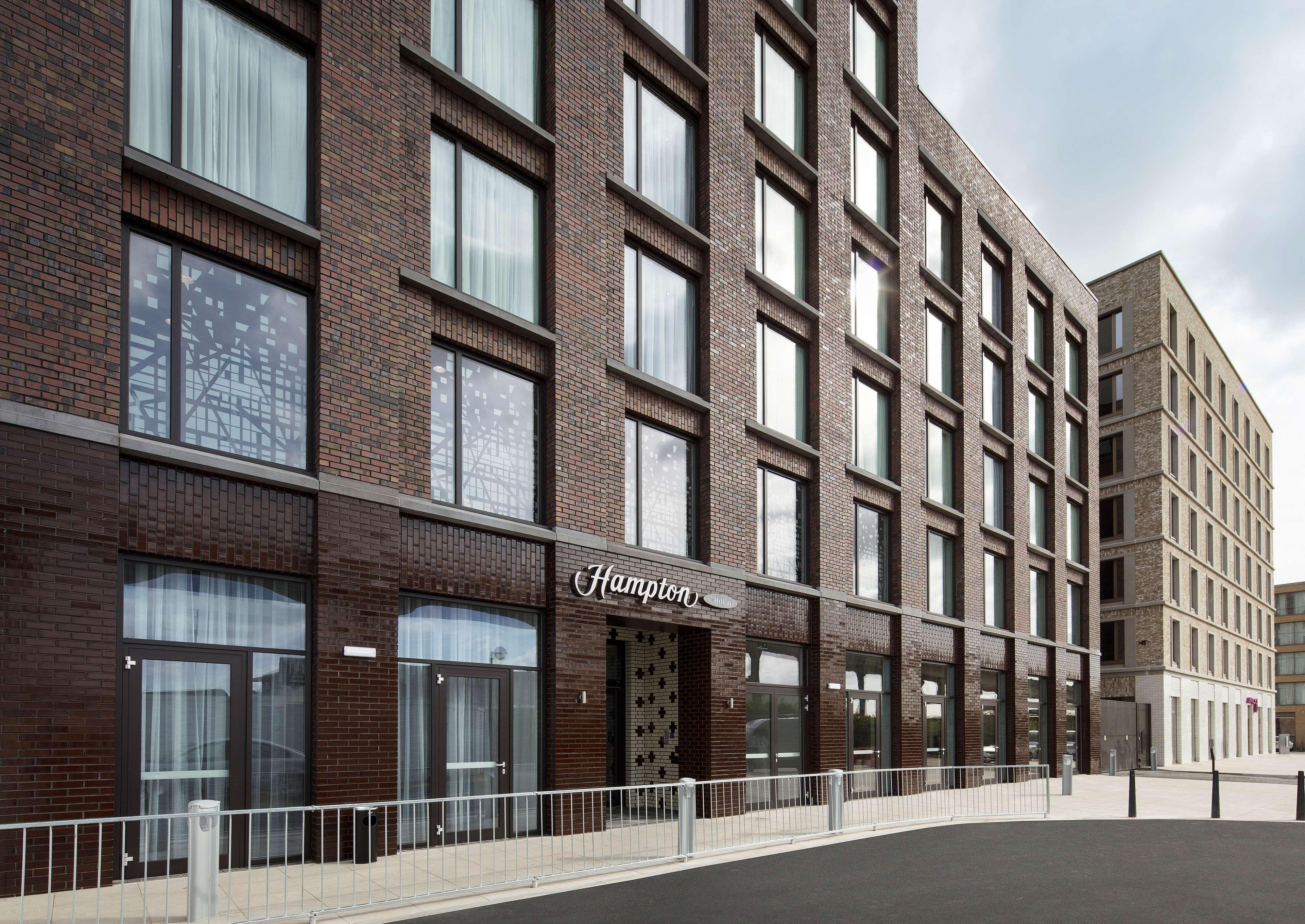 8 Family-Friendly Hotels Near Borough Market for Easy London Access