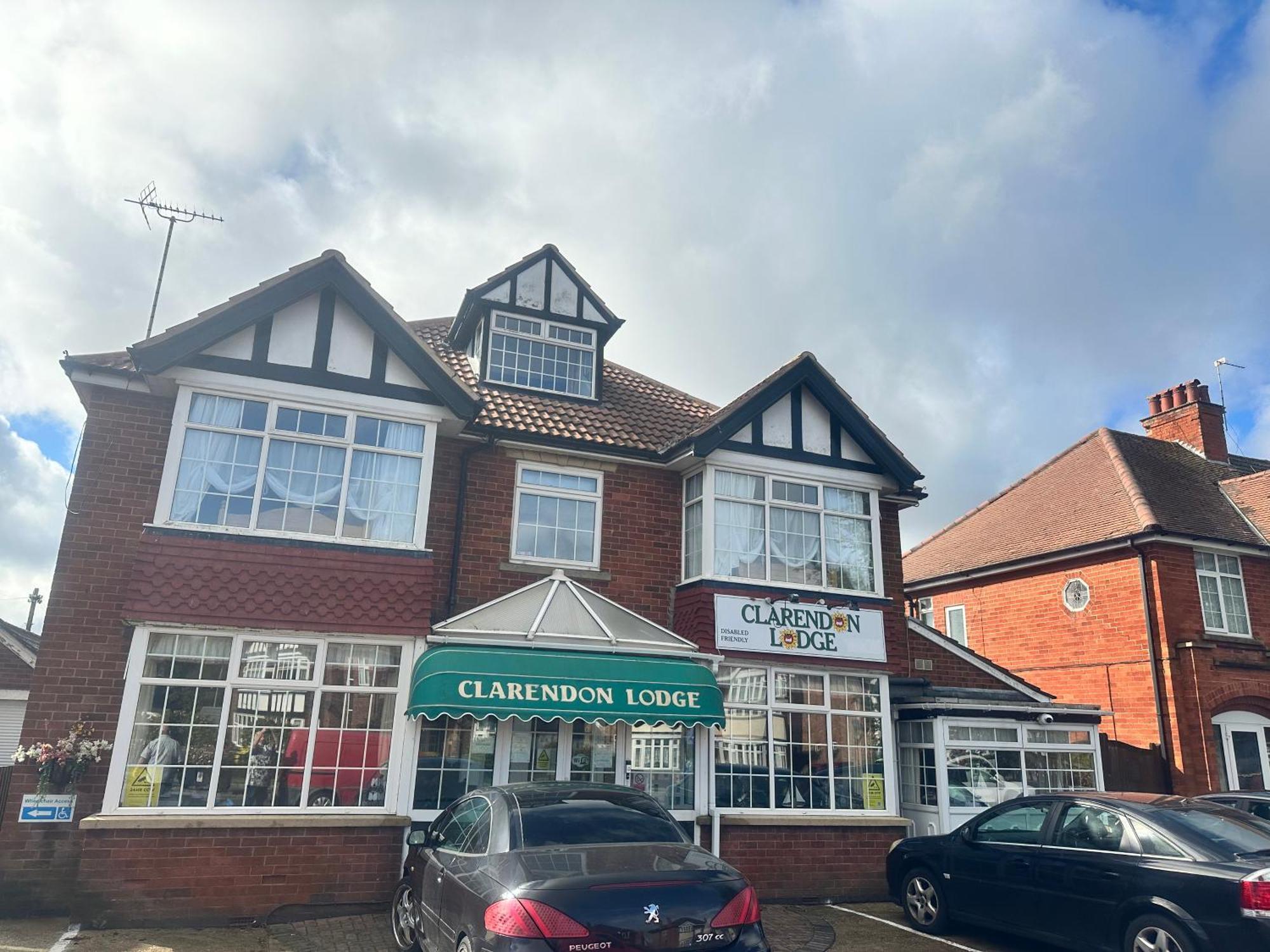 5 Central Hotels Near Tower Gardens Skegness Worth Booking