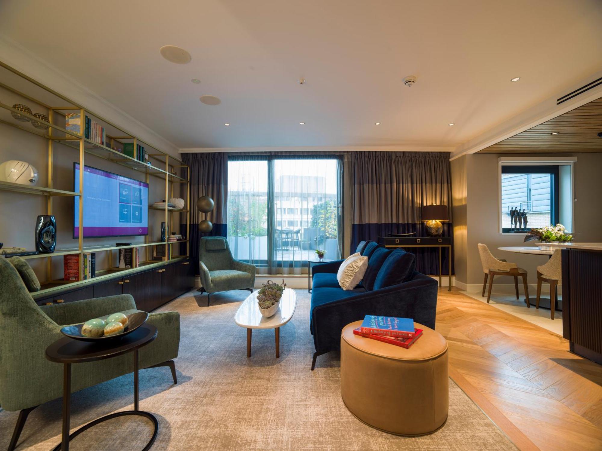 7 Family-Friendly Hotels Close to Houses of Parliament