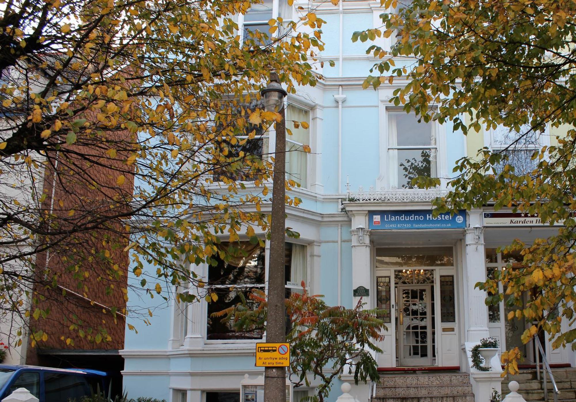 5 Central Hotels Close to Eirias Park, Colwyn Bay
