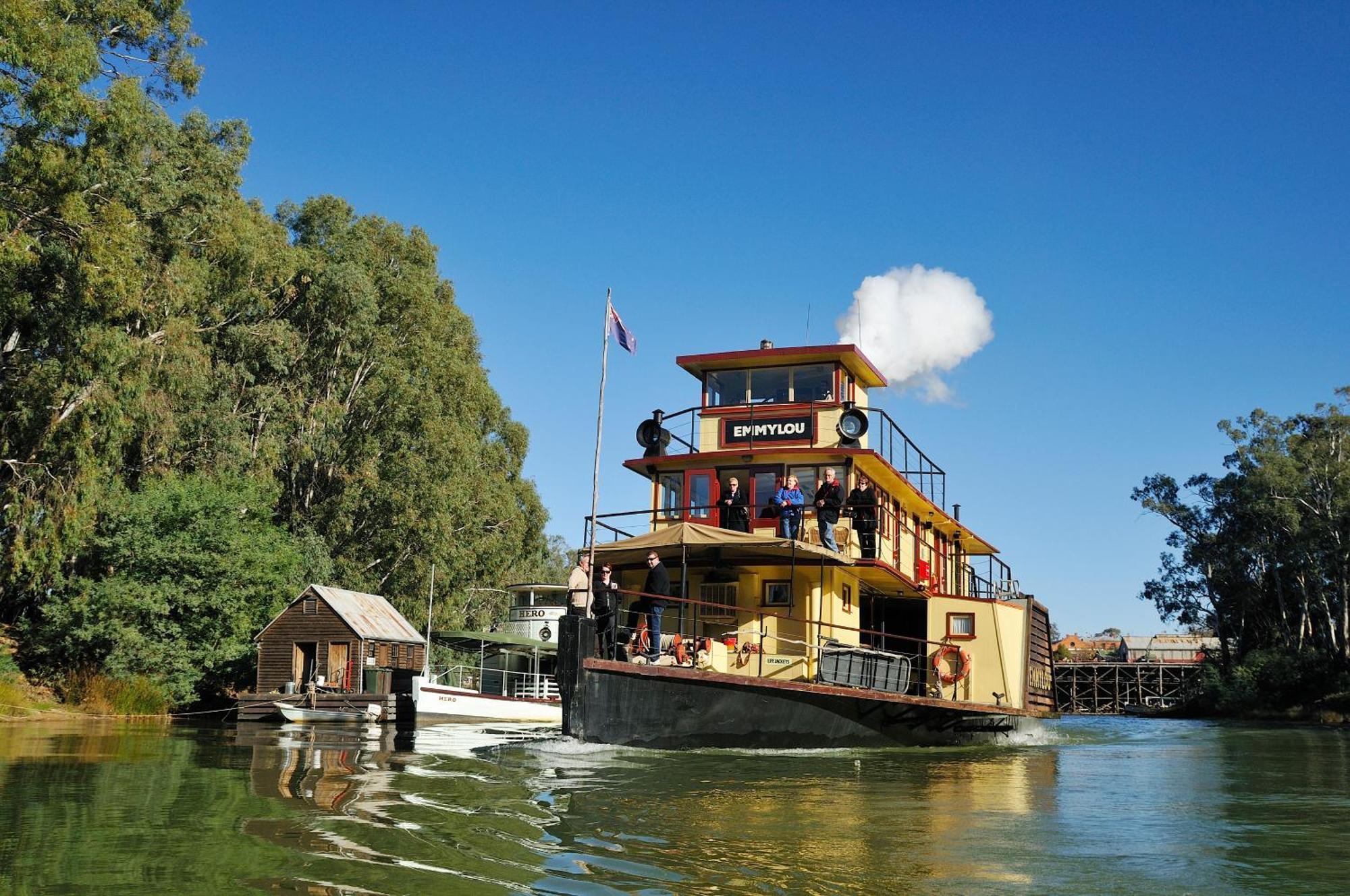Staying in Moama: 4 Historic Hotels Near Echuca Reviewed
