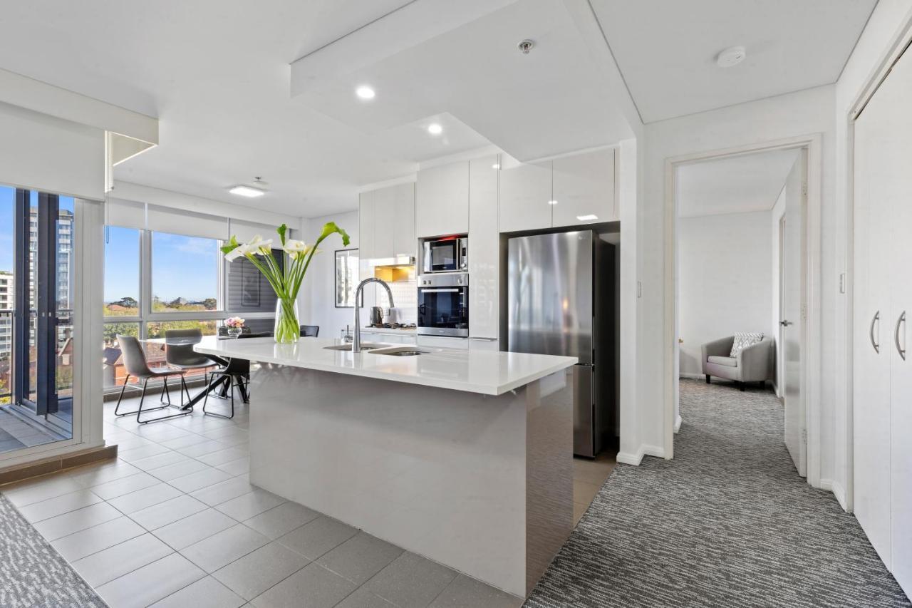 8 Smart 4-Star Hotels Near Pylon Lookout Worth Booking