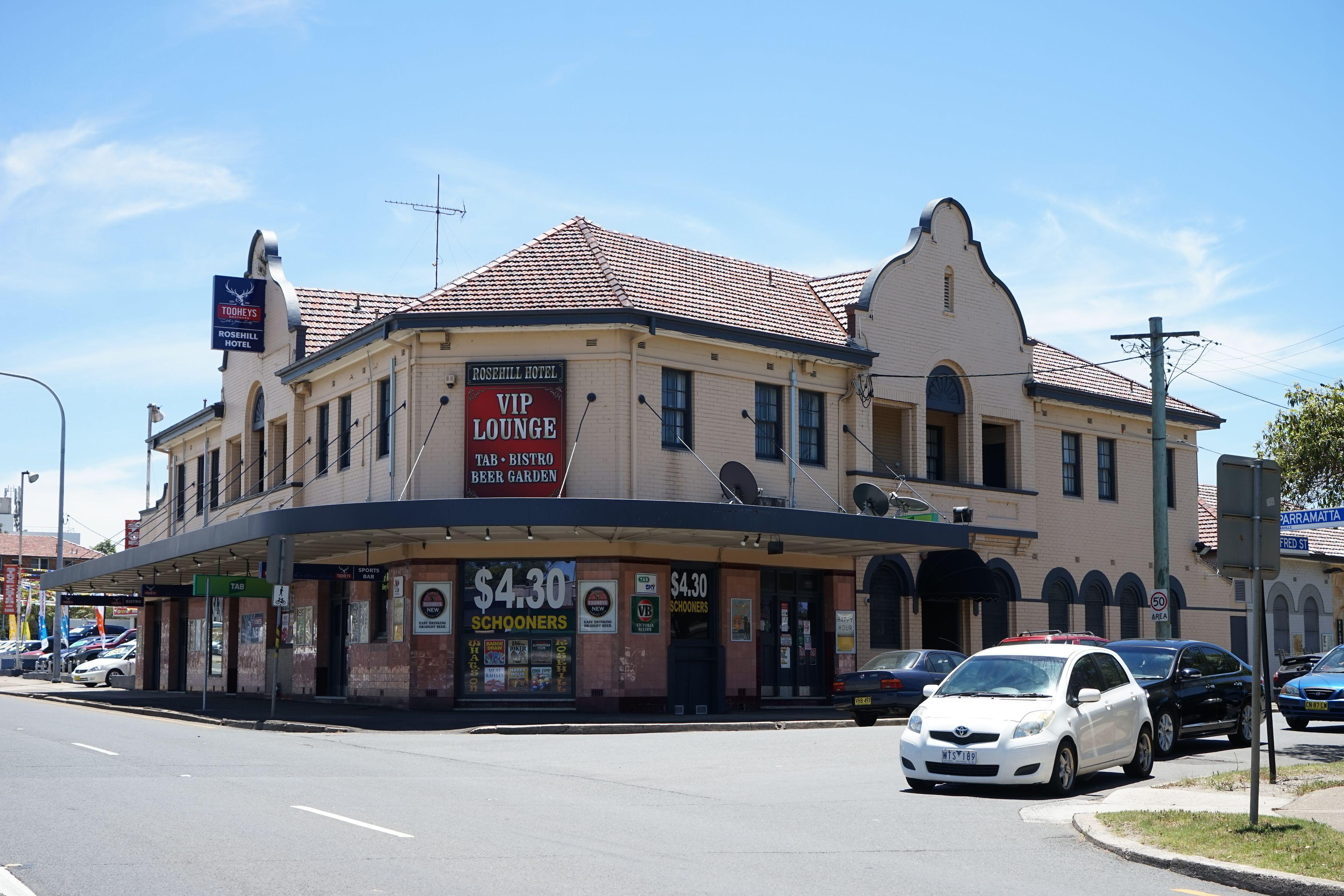 Staying Near Parramatta Park: 4 Budget Hotels Compared